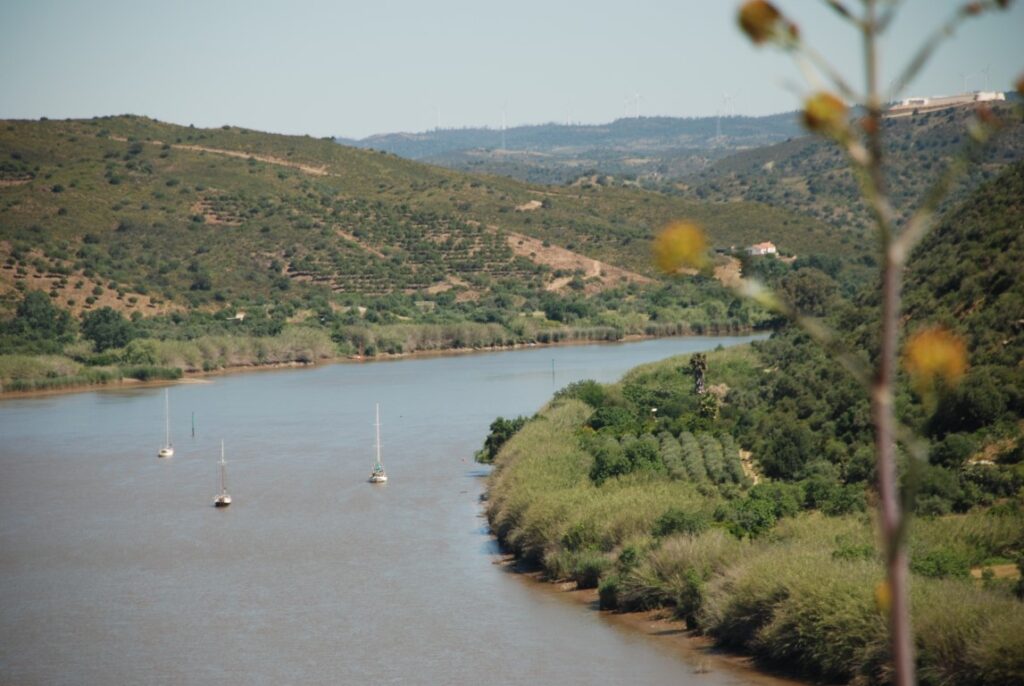 A walk through the beautiful Great Route of Guadiana